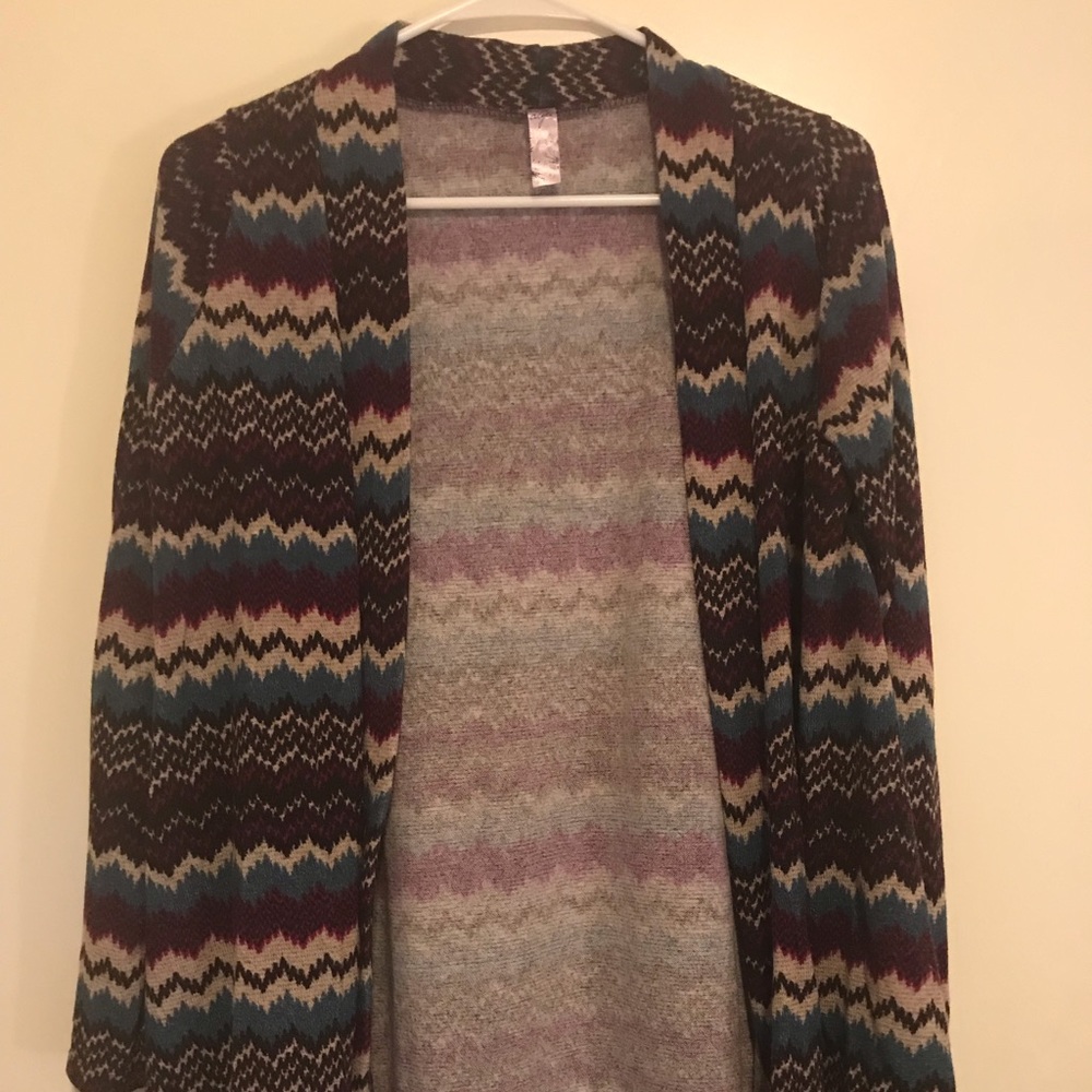 Sweater - Picture 3 of 3